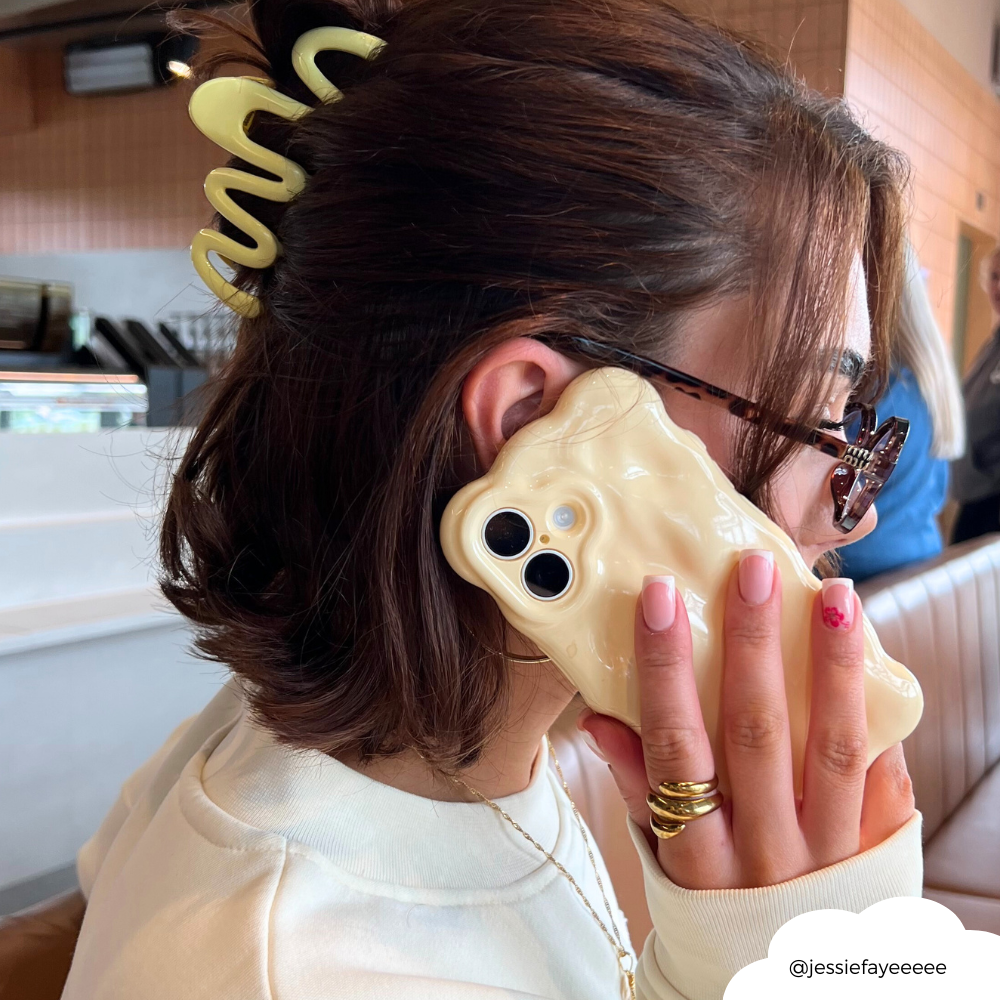 Squiggle Claw Clip - Yellow