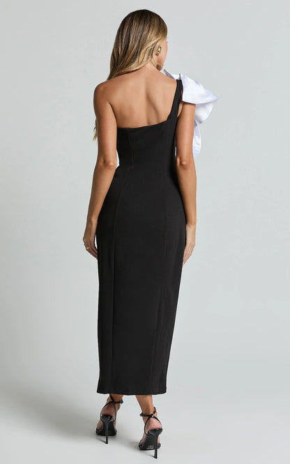Fergie Midi Dress - Strapless 3D Floral Thigh Split Dress in Black and White
