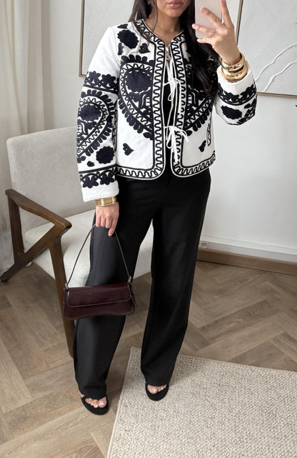 Veste Matelassee Brodee M2301 1 I Ecru Et Noir 1